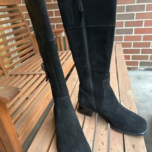 Waterproof real leather suede Women’s boots Size 8 LA CANADIENNE NEW NEW-in-Box.